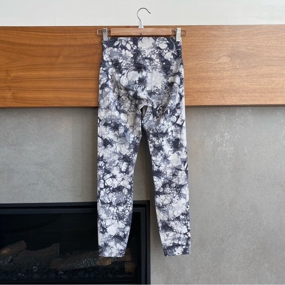 Lululemon Wunder Under High Rise Legging, Size 4 - Picture 7 of 7